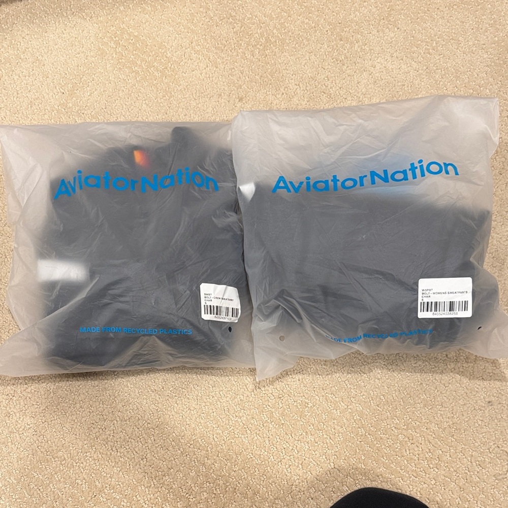 Aviator Nation Charcoal Sweatshirt and Sweatpants with White Lightning NWT - Picture 7 of 7